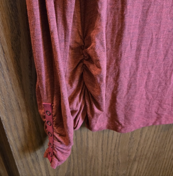 Democracy Women's Long Sleeve Top - Rust Red - Picture 2 of 6